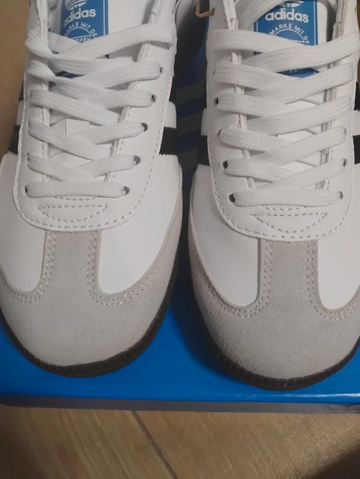 Adidas Samba taille 41 - photo numéro 5