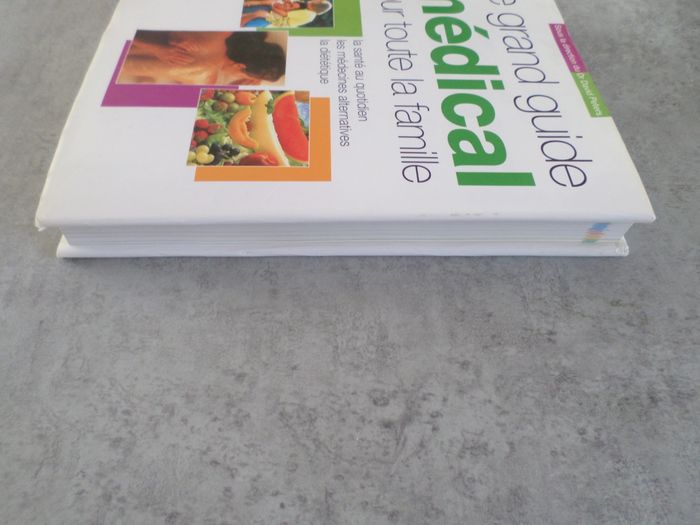 Livre : Le grand guide médical pour toute la famille - Très bon état - photo numéro 6