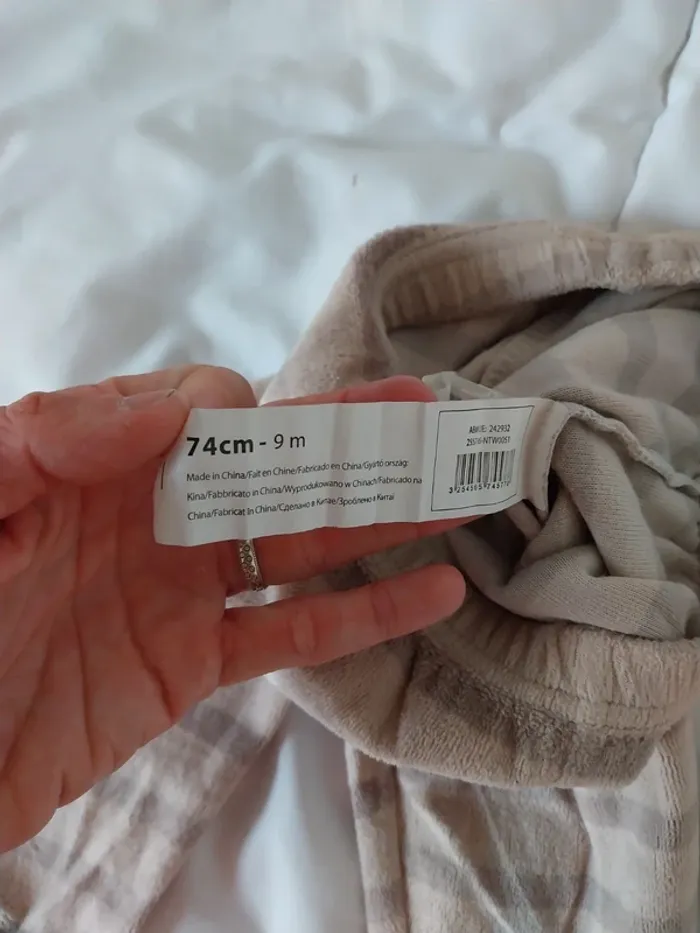 Pyjama deux pièces garçon 9 mois - photo numéro 3