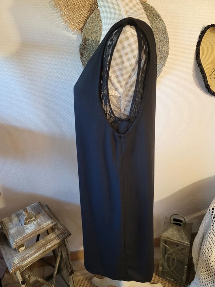 Robe dentelle - photo numéro 2