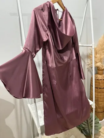 Robe de soirée à volants en satin/ vestido fiesta satinado volantes