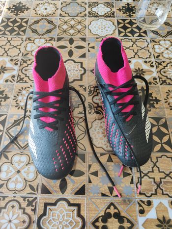 Chaussure de foot Predator