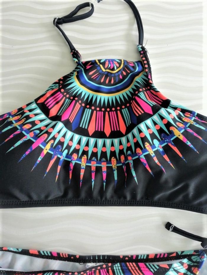 Maillot de bain 2 pièces noir et fluo taille 34/36 - photo numéro 2