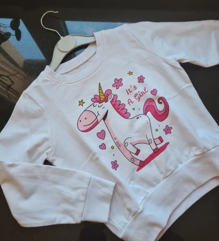● 4 ans ● Pull Licorne Neuf - photo numéro 5