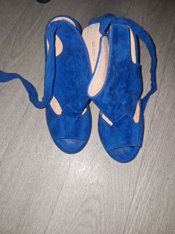 Chaussures à talon compensé