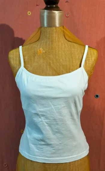 Débardeur avec brassière taille 44