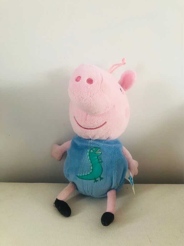 Peluche peppa pig Georges - photo numéro 2