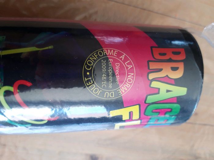 Bracelets fluo x100 - photo numéro 4