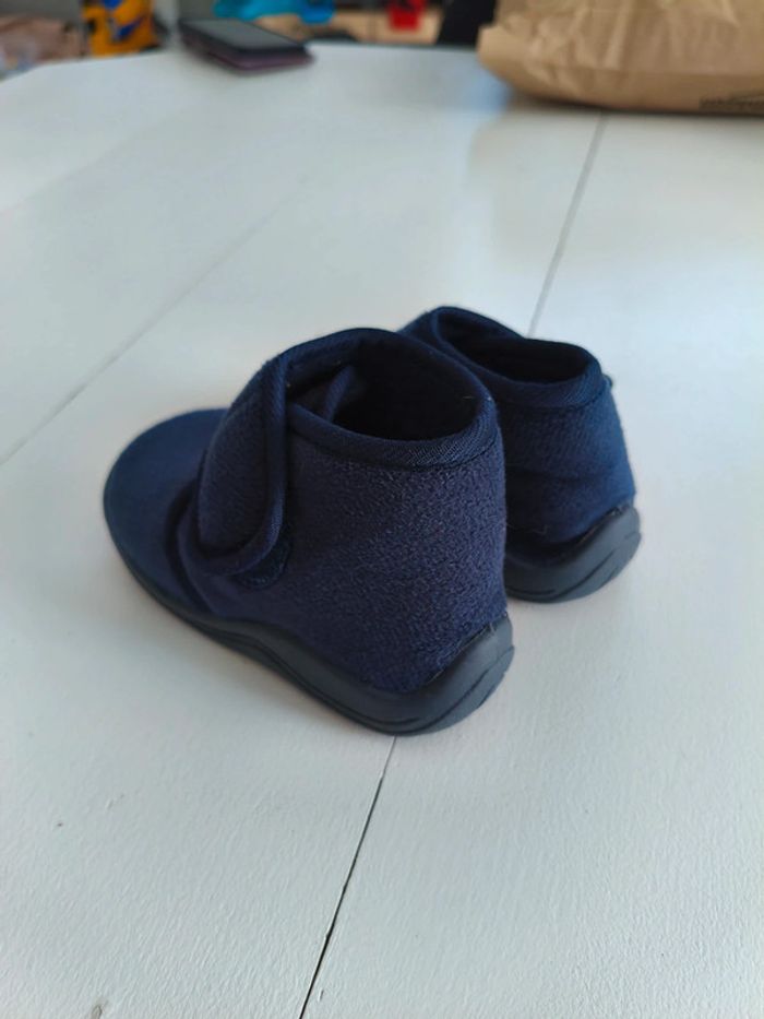 Chaussons t21 - photo numéro 2