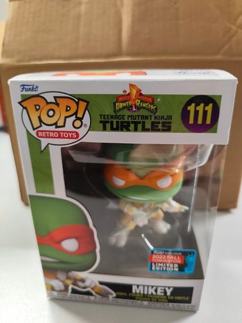 Figurine tortues ninja mikey x power rangers
