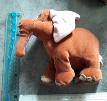 tarzan ou livre de la jungle peluche