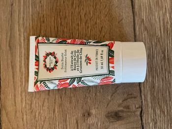 Soin buste sublimateur éclat - Melle Cerise & Co