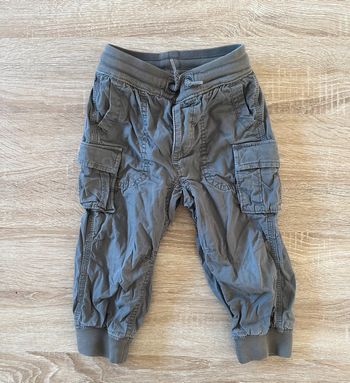 Pantalon gris Gap