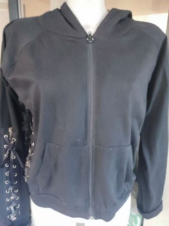 #kytie32femme. Gilet sweat à capuche manches longues taille 32