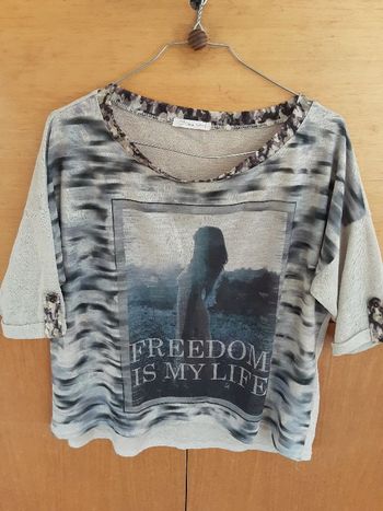 tee shirt
