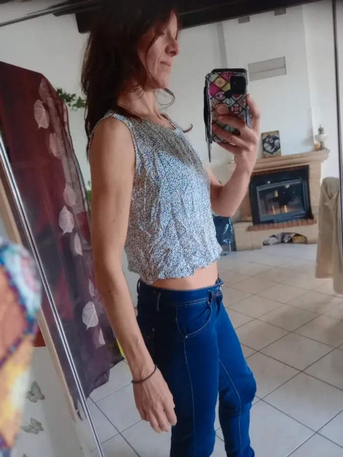 Crop top s motifs multicolores c87 - photo numéro 3
