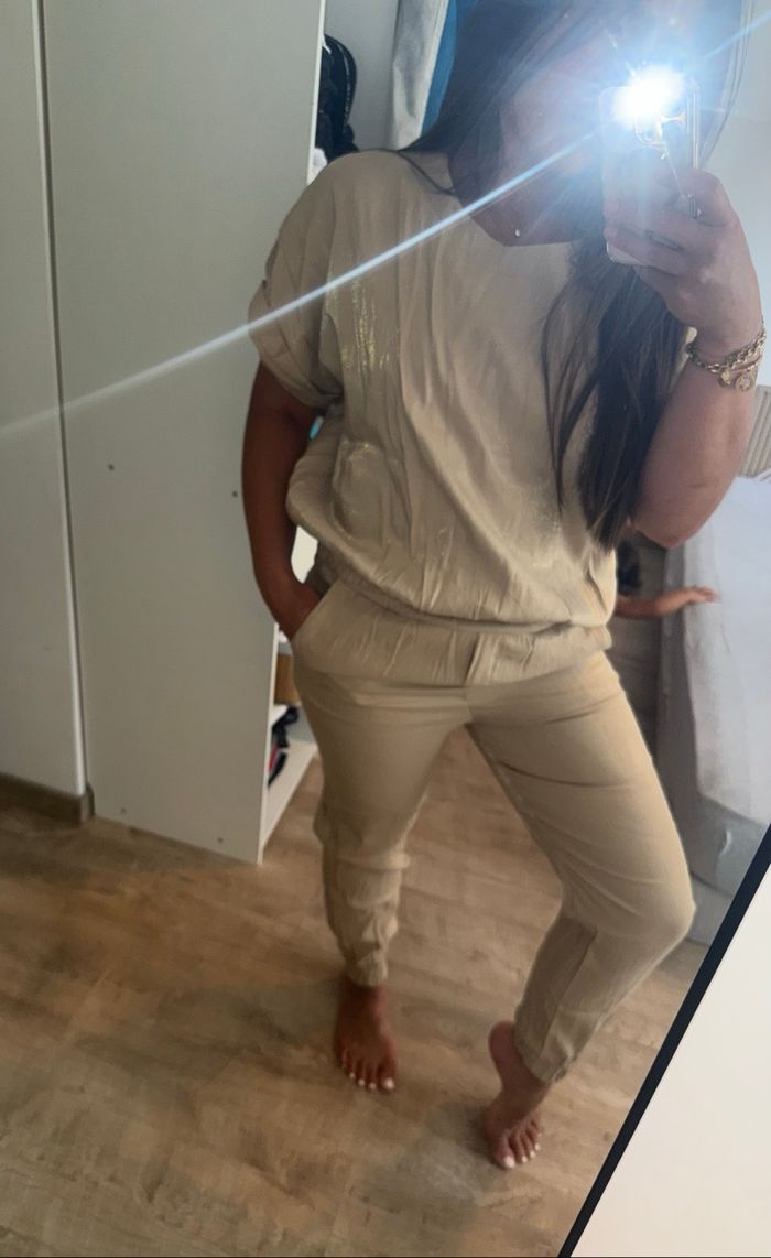 Superbe ensemble beige satiné nacré - photo numéro 4