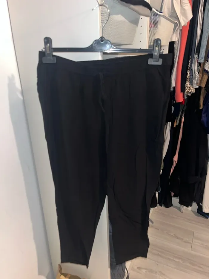 Pantalon ajusté noir