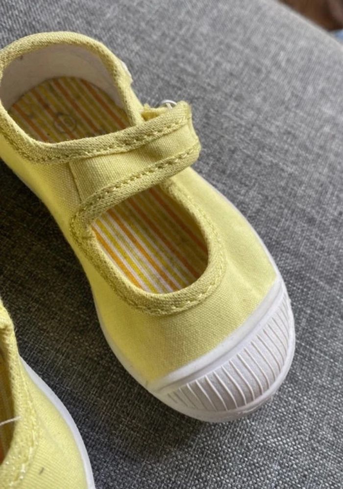 Chaussures Tennis Obaibi, taille 19 neuves - photo numéro 2