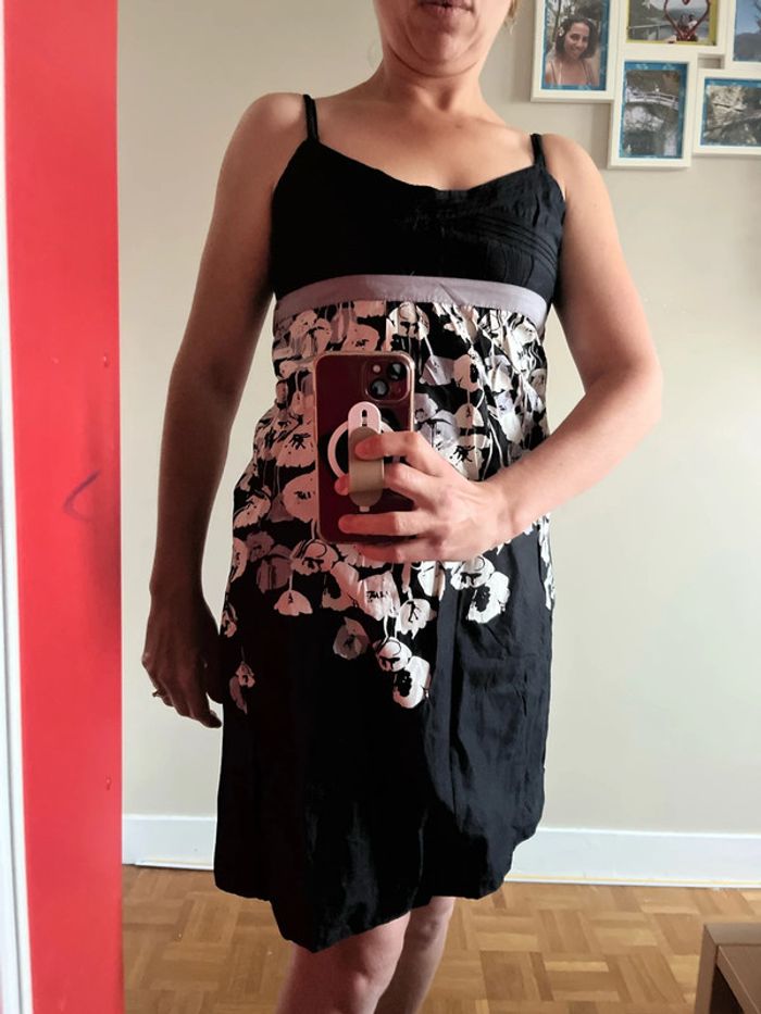 Robe fleurie noir promod