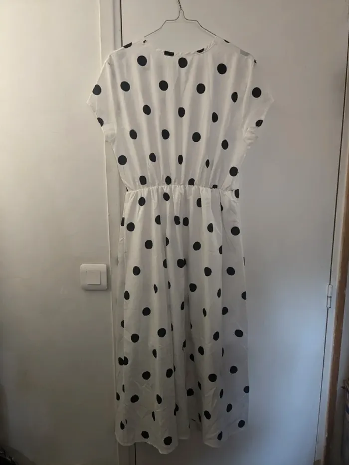 Robe longue d'été blanche et noire T.L - photo numéro 2