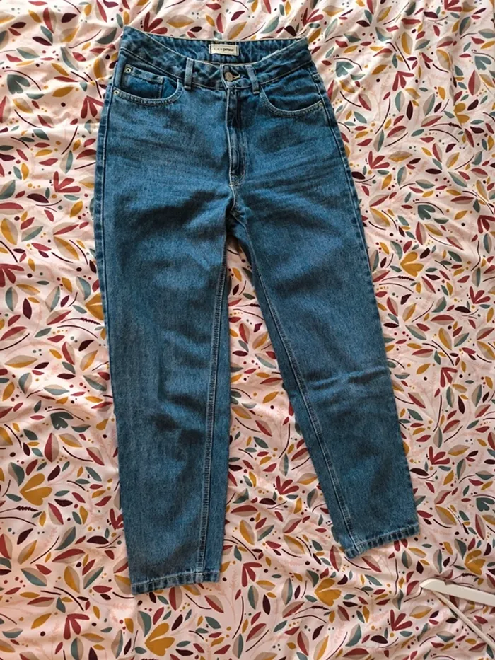 Très beau jeans - photo numéro 2