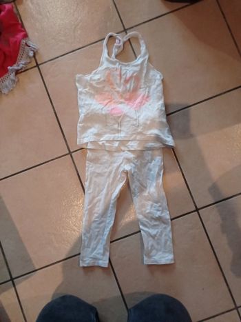 Ensemble pantacourt et débardeur