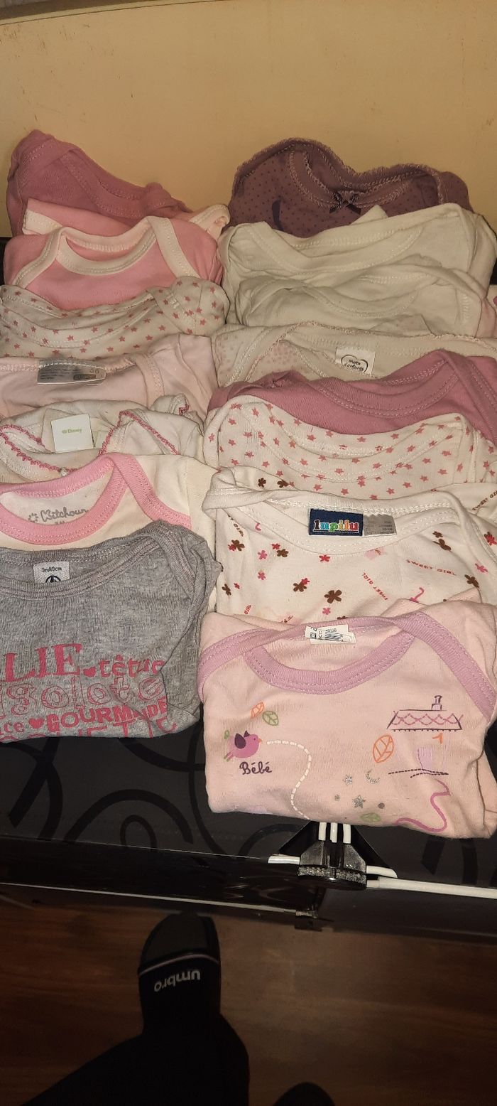 Pantalons, pyjama, bodys 3 mois - photo numéro 7