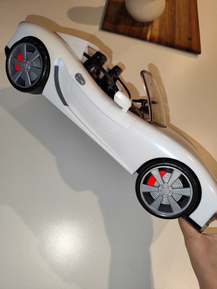 Poupée + voiture rainbow high - photo numéro 5