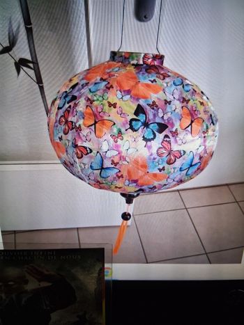 Gros lampion vietnamien en tissu multicolore 