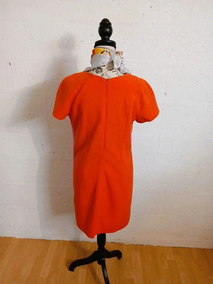 Robe droite taille M bon état - photo numéro 3