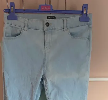 # jeans bleu clair #