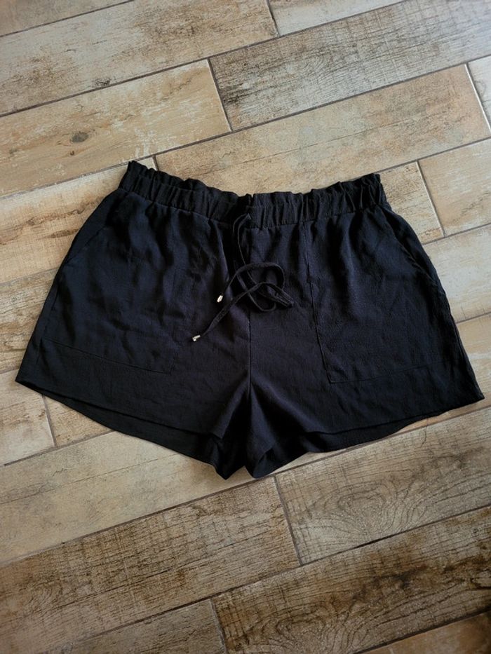 Short noir femme taille 4XL 52-54