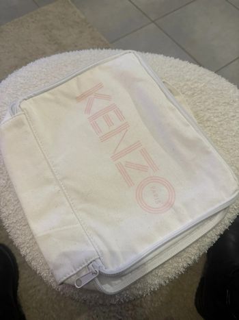 Trousse de toilette Kenzo authentique