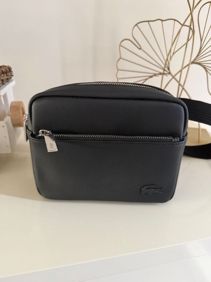 Sacoche Lacoste - photo numéro 2