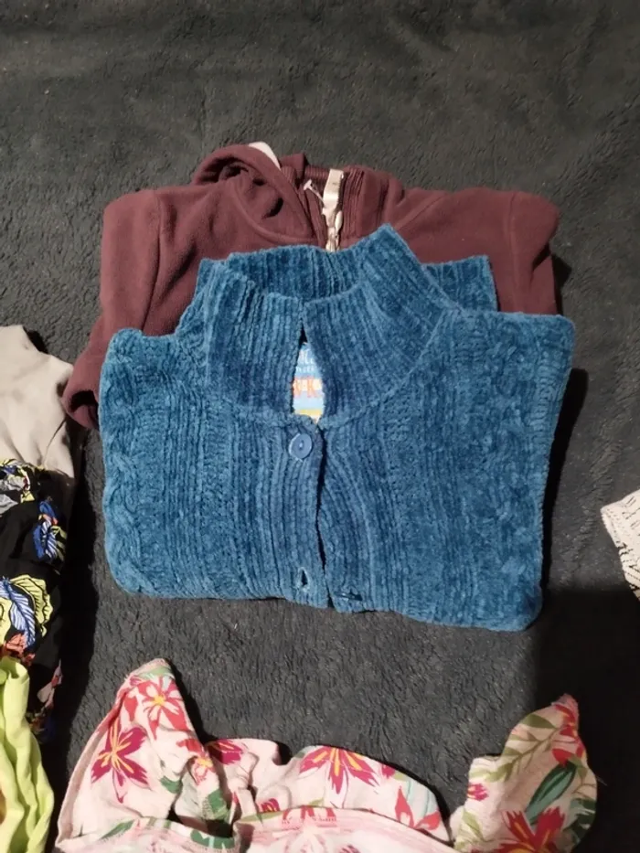 Lot de vêtements 5 ans - photo numéro 4