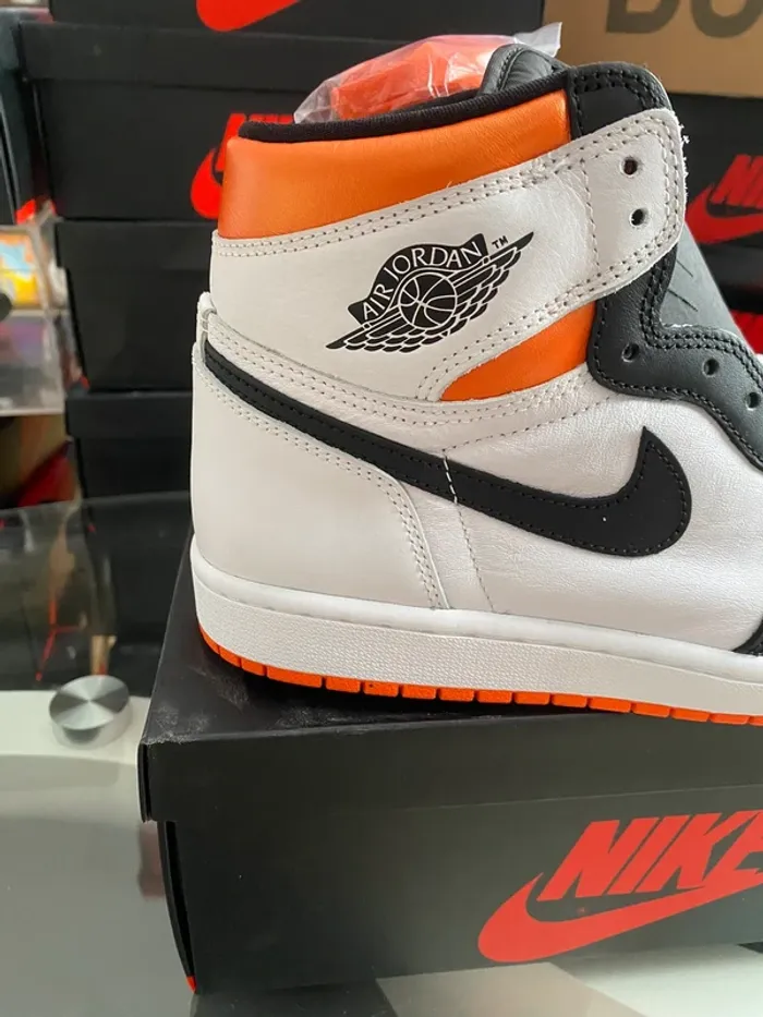 Jordan 1 high retro orange vif - photo numéro 5