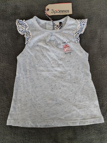 Tee-shirt 9-12 mois 3 pommes neuf