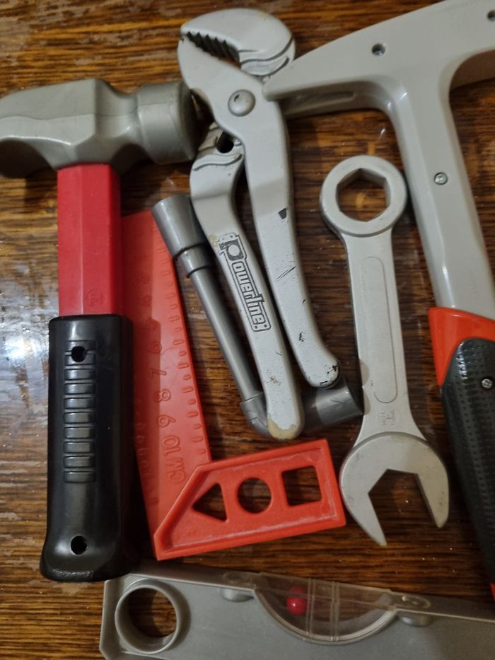 Lot d outils en plastique - photo numéro 2