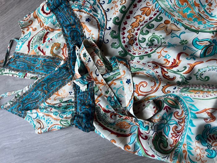 Robe en bon état taille S/M - photo numéro 2