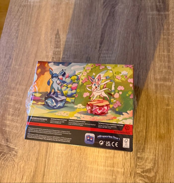 Display Pokémon scellé min tins ev8.5 - évolution prismatique - photo numéro 3