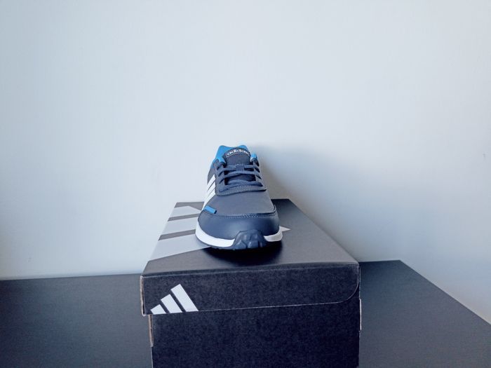 adidas VS Switch K – Taille 39 1/3 – Neuves - photo numéro 2