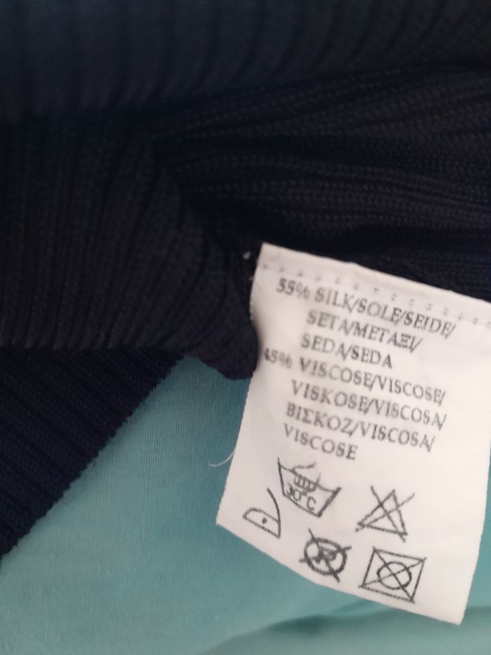 Debardeur femme sans marque. Taille S - photo numéro 4