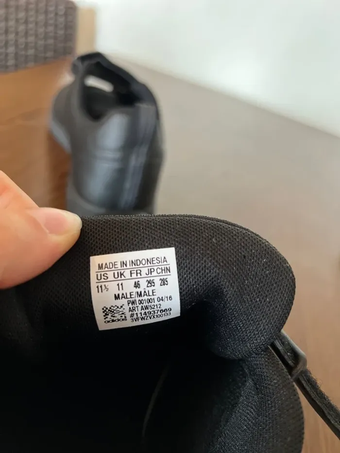 Adidas noir - photo numéro 4