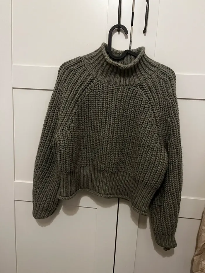 Pull vert clair - photo numéro 2