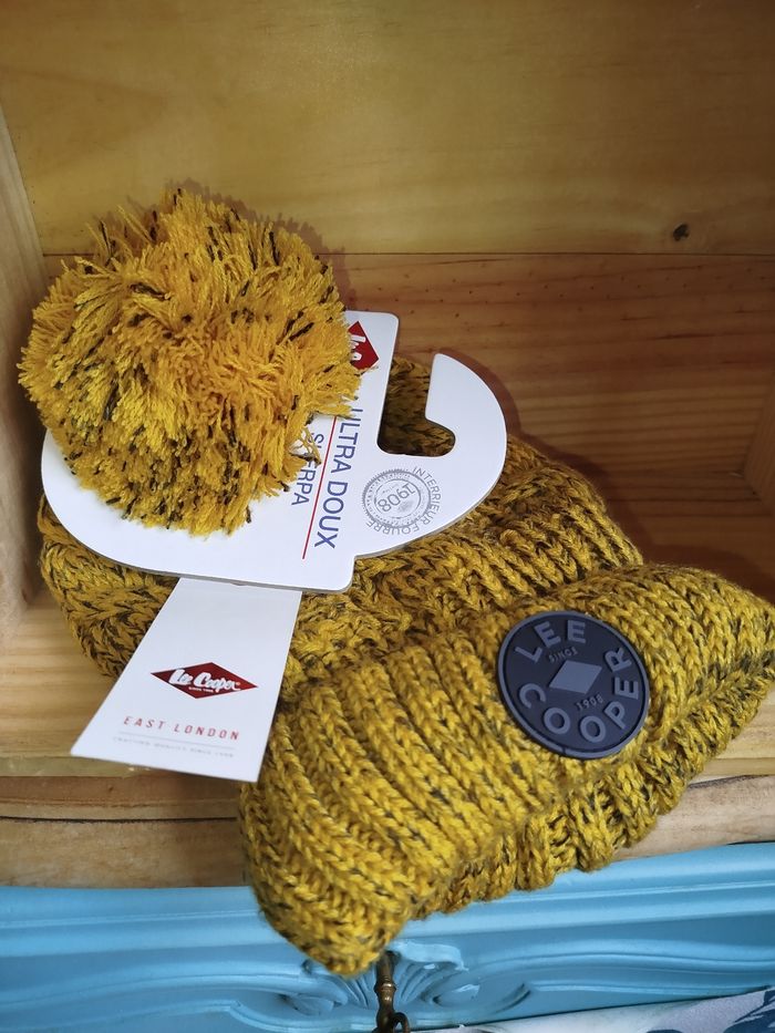 Bonnet hiver 🪾 avec pompon