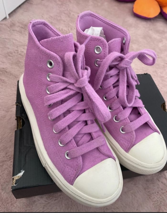 Converse - photo numéro 3