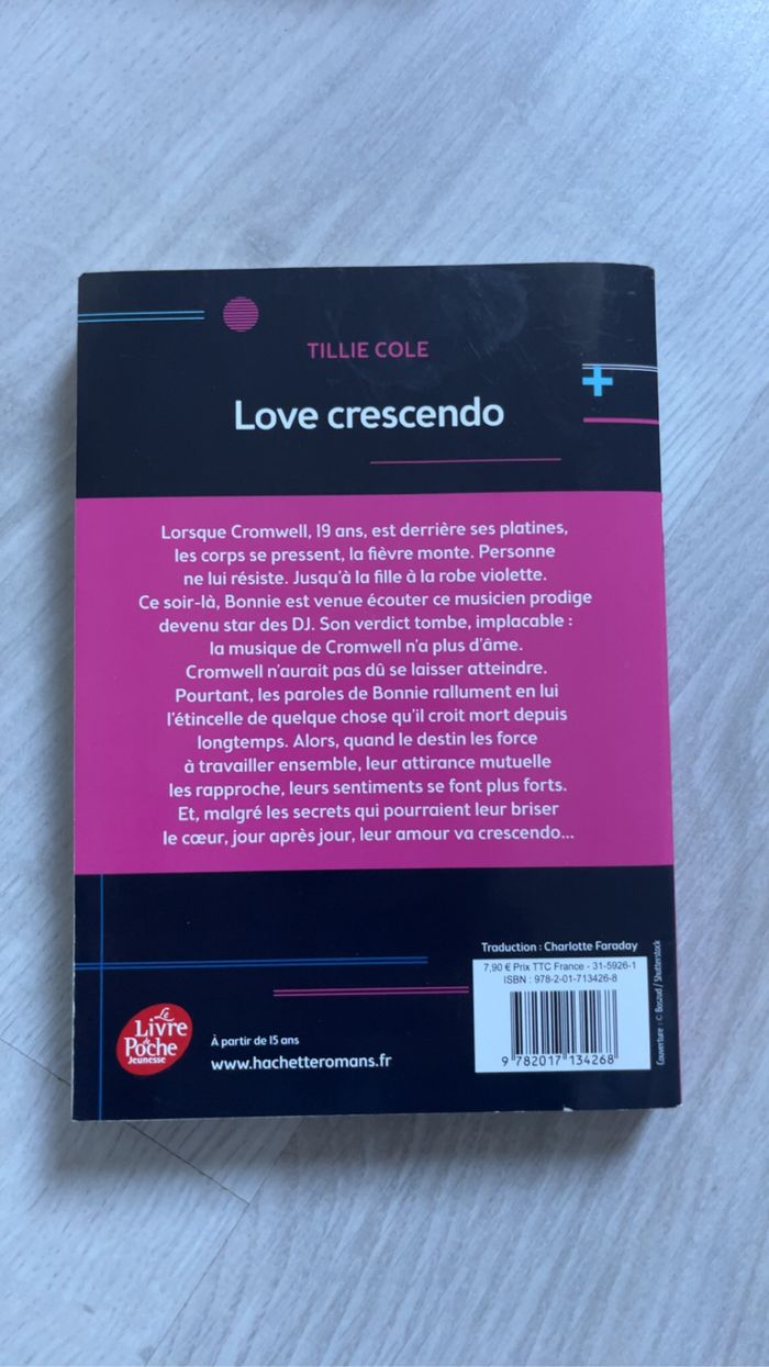 Livre love crescendo - photo numéro 2
