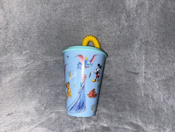Gobelet à paille 100 ans de Disney Minnie Mickey roi lion reine des neiges 