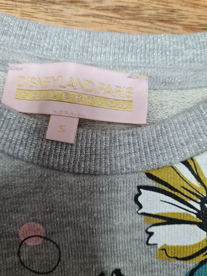 Sweat pull Disney acheté au parc Taille S neuf - photo numéro 3